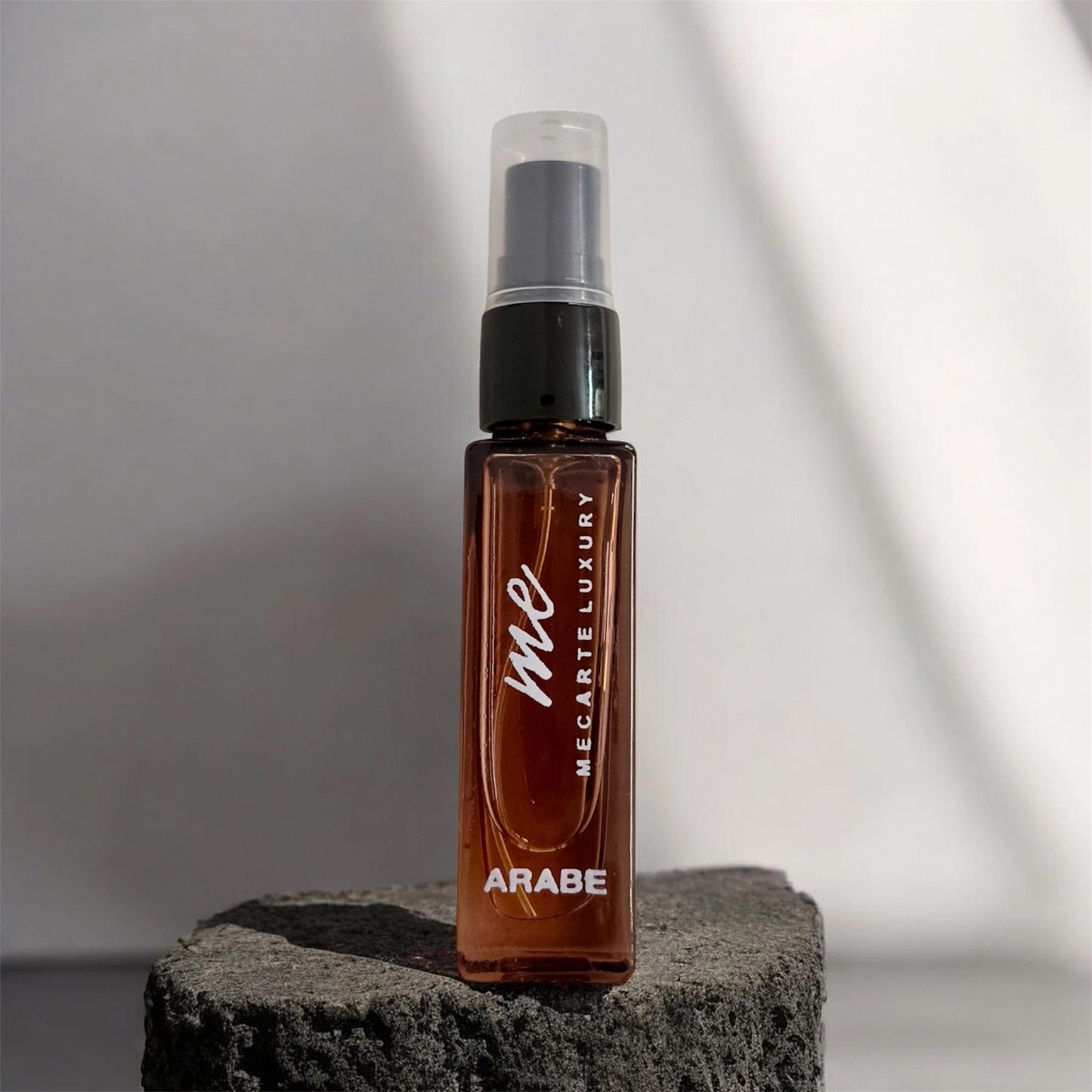 Miniature perfume collection in an 8ml spray bottle featuring Arabe and luxury branding.